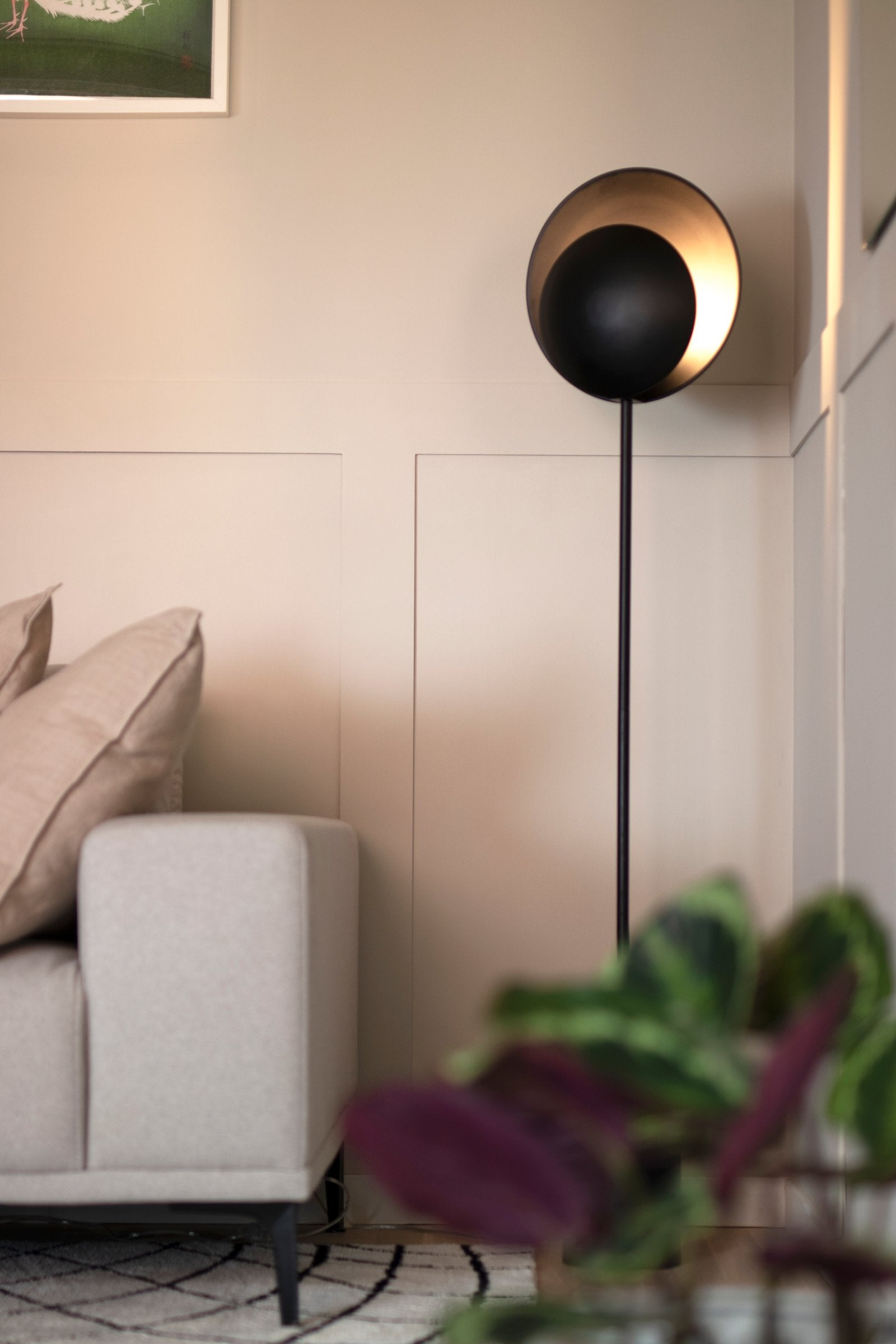 Golvlampa Orbit Svart