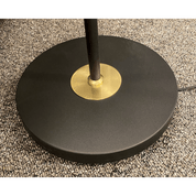 Aneta Lighting BIRKA golvlampa, svart/mässing - Azalea Home