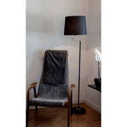 Aneta Lighting BIRKA golvlampa, svart/mässing - Azalea Home