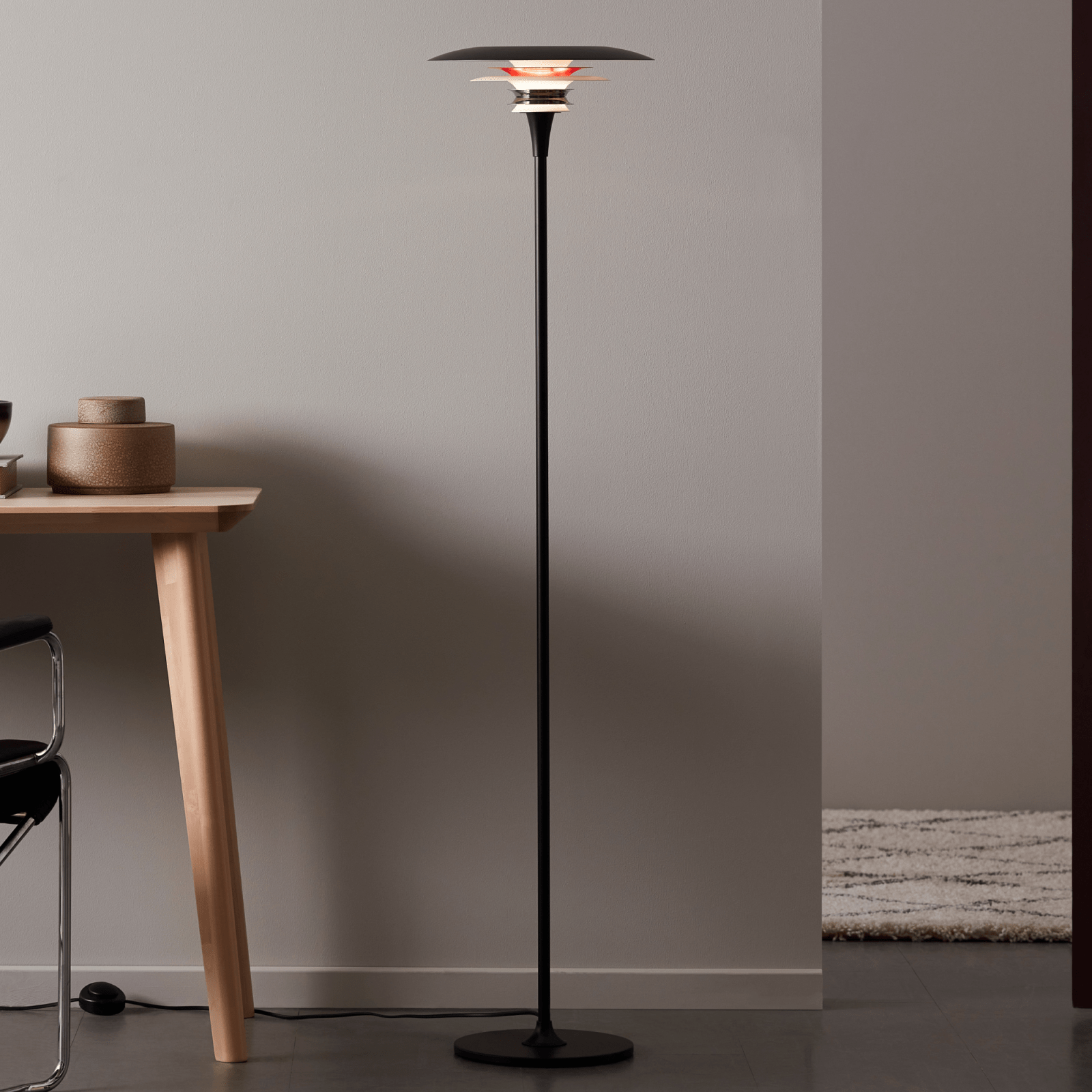 Belid Golvlampa Diablo Ø30 sand/metallisk brons - Azalea Home
