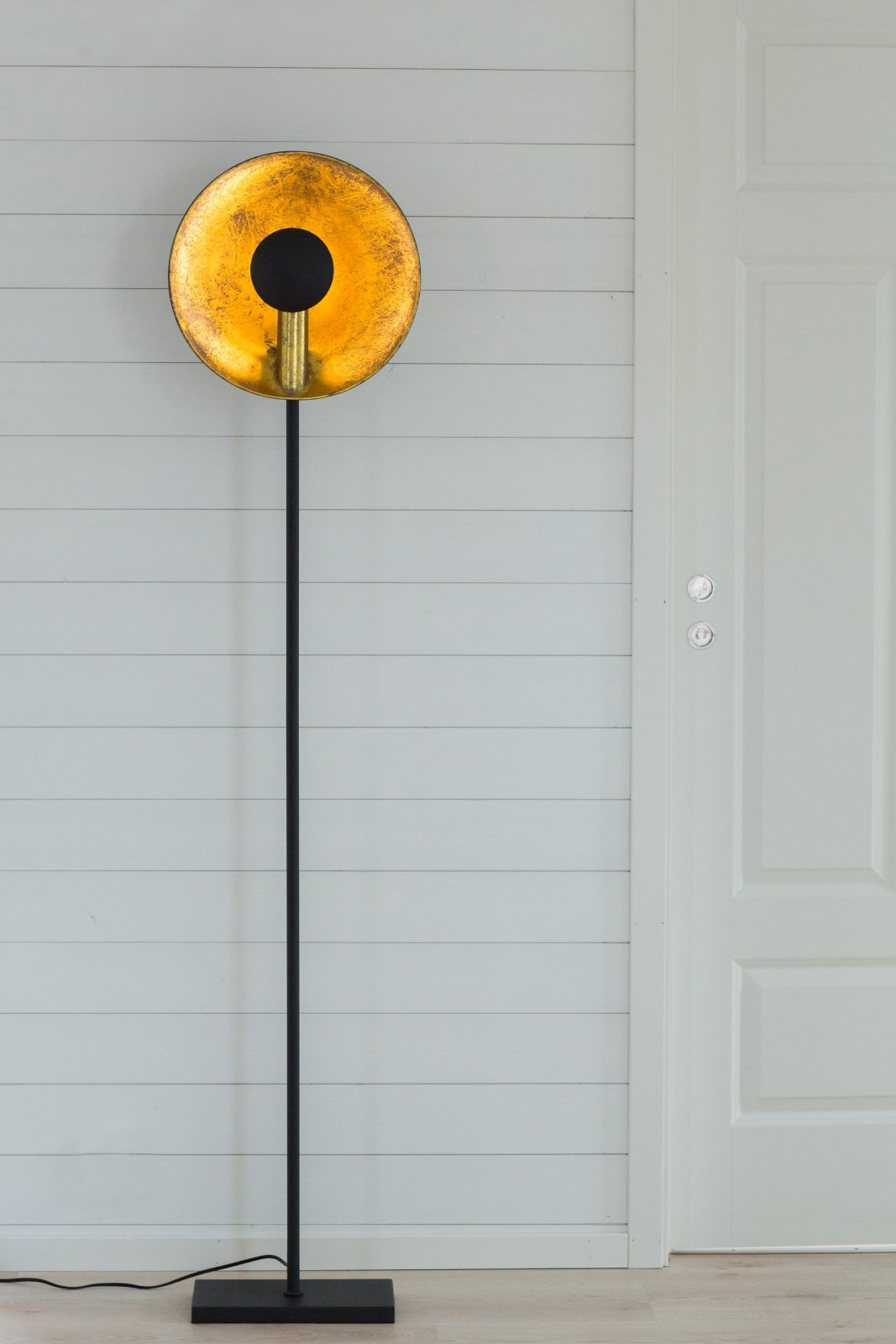 By Rydéns Captain Uplight slim golvlampa sandsvart - Azalea Home