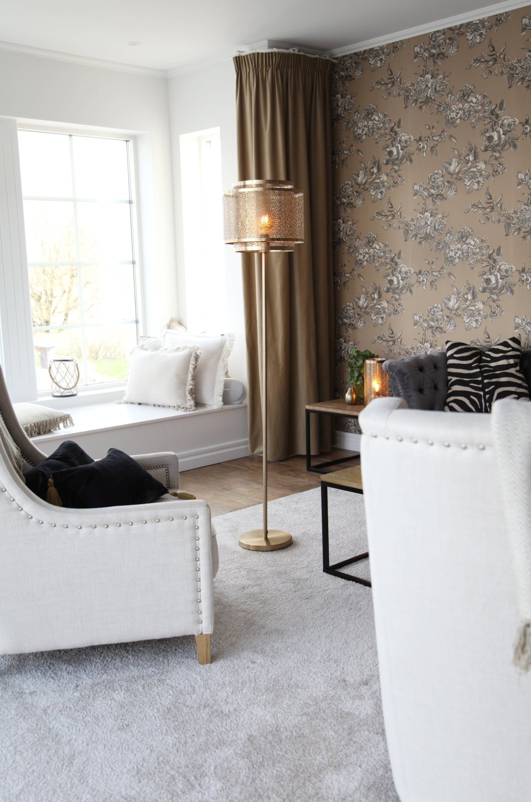 By Rydéns Hermine golvlampa mässing - Azalea Home