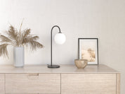 Herstal Bordslampa Ballon svart/opal glas - Azalea Home