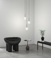 Herstal Pendel Ballon mattsvart/opal glas - Azalea Home