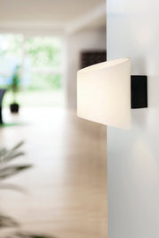 Herstal Vägglampa Evoke oval antracit/opal glas - Azalea Home