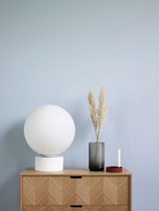 Hübsch Sphere Golvlampa, Vit - Azalea Home