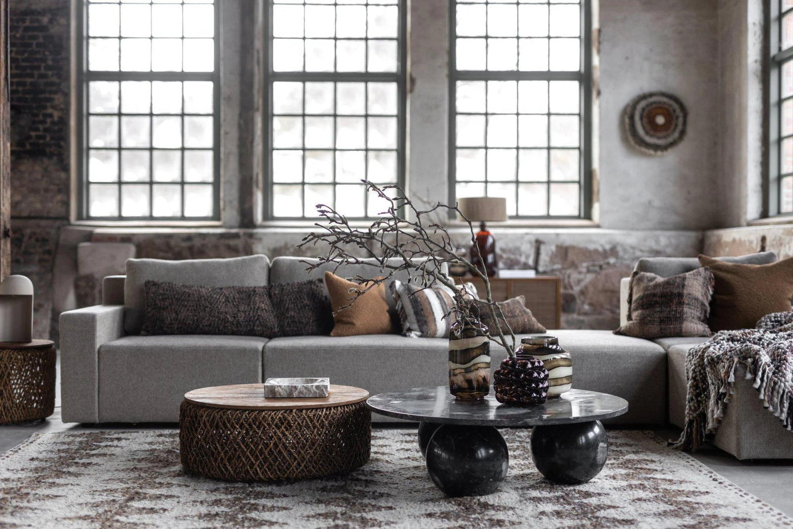 Jakobsdals Sphira Bord, Svart - Azalea Home