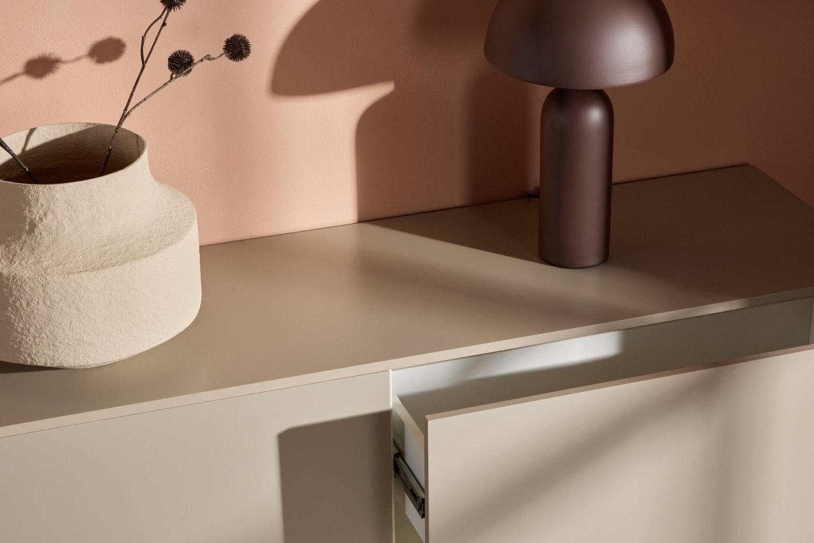 Venture Home Frihamn Skänk 160 x 45, Beige - Azalea Home