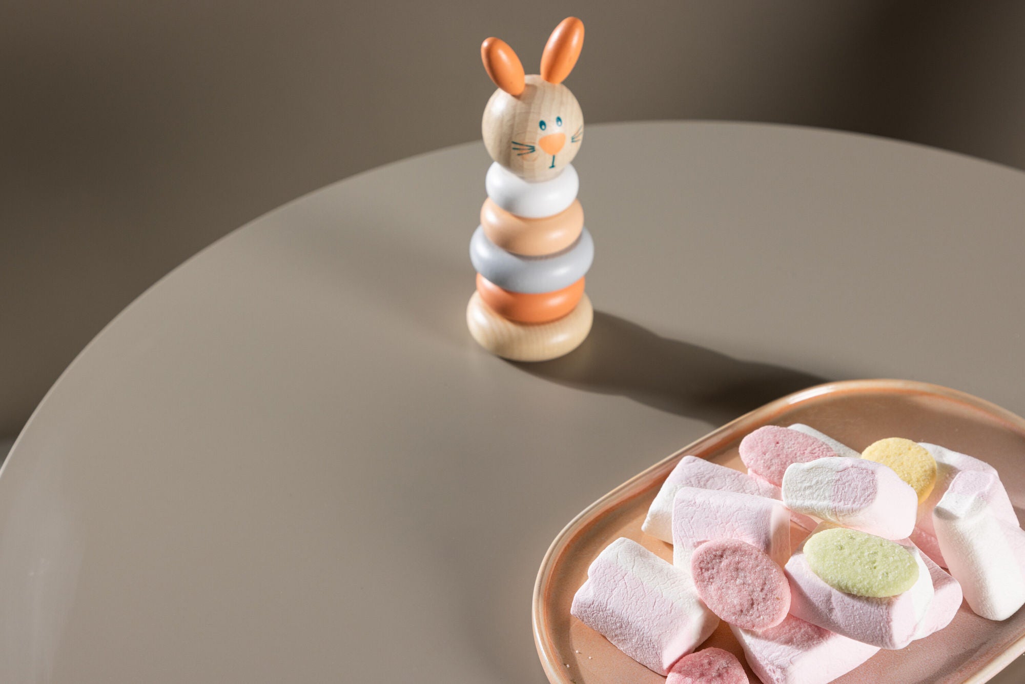 Plaza Barnbord Ø60, Beige