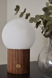 Bordslampa Hubble 22 Valnöt