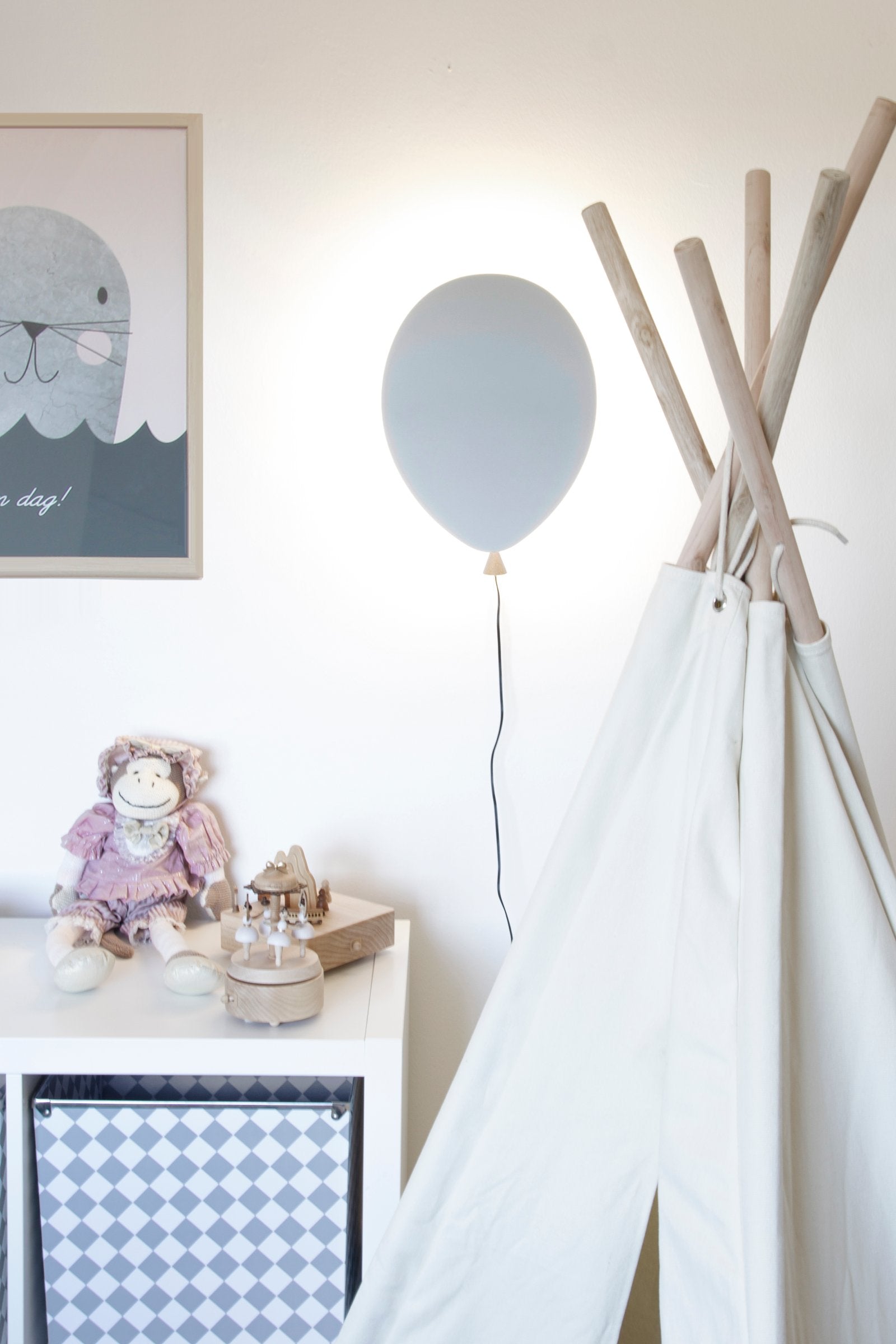 Vägglampa Balloon Grå