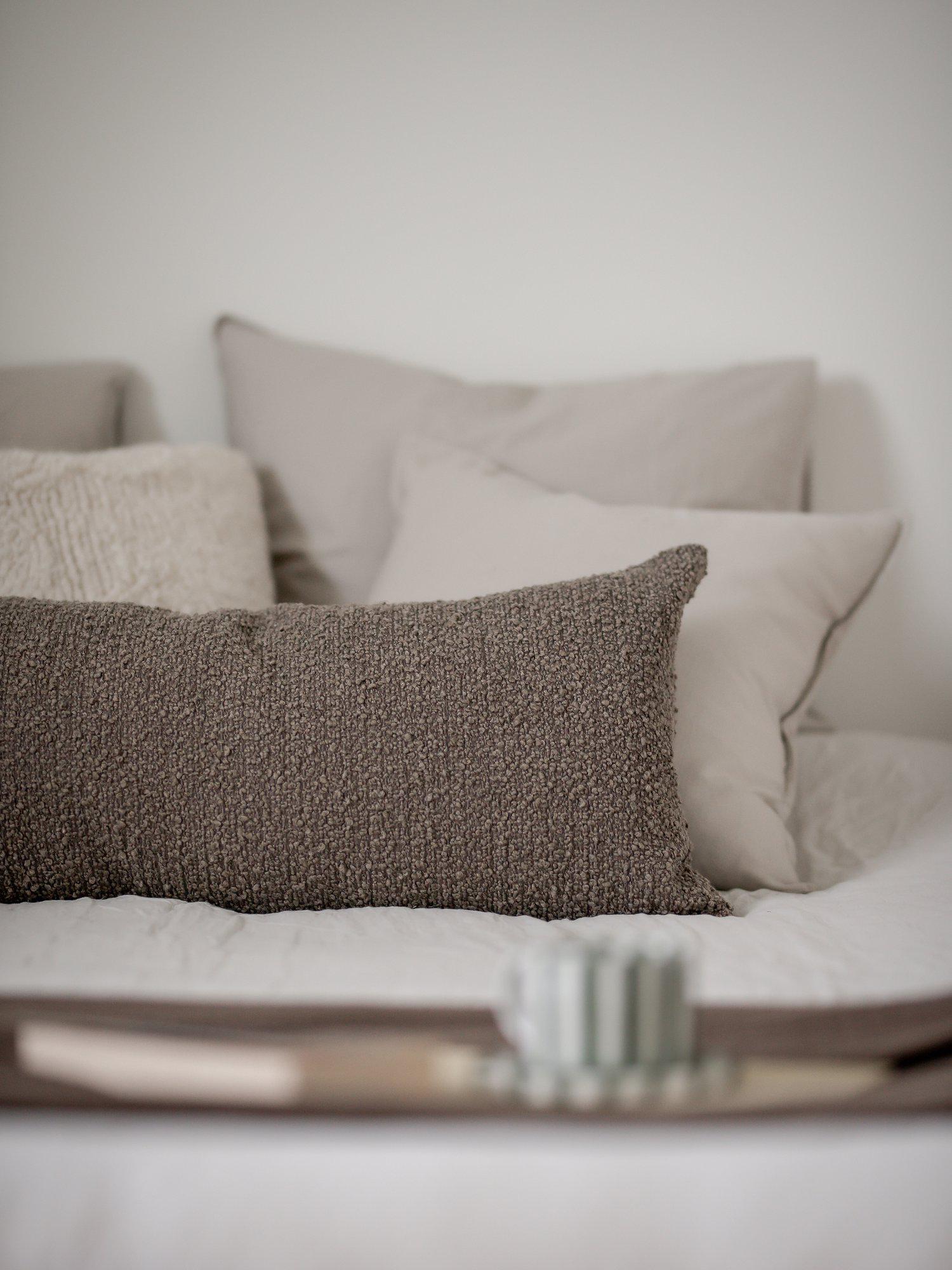 Trond Kuddfodral Nougat 35x80cm