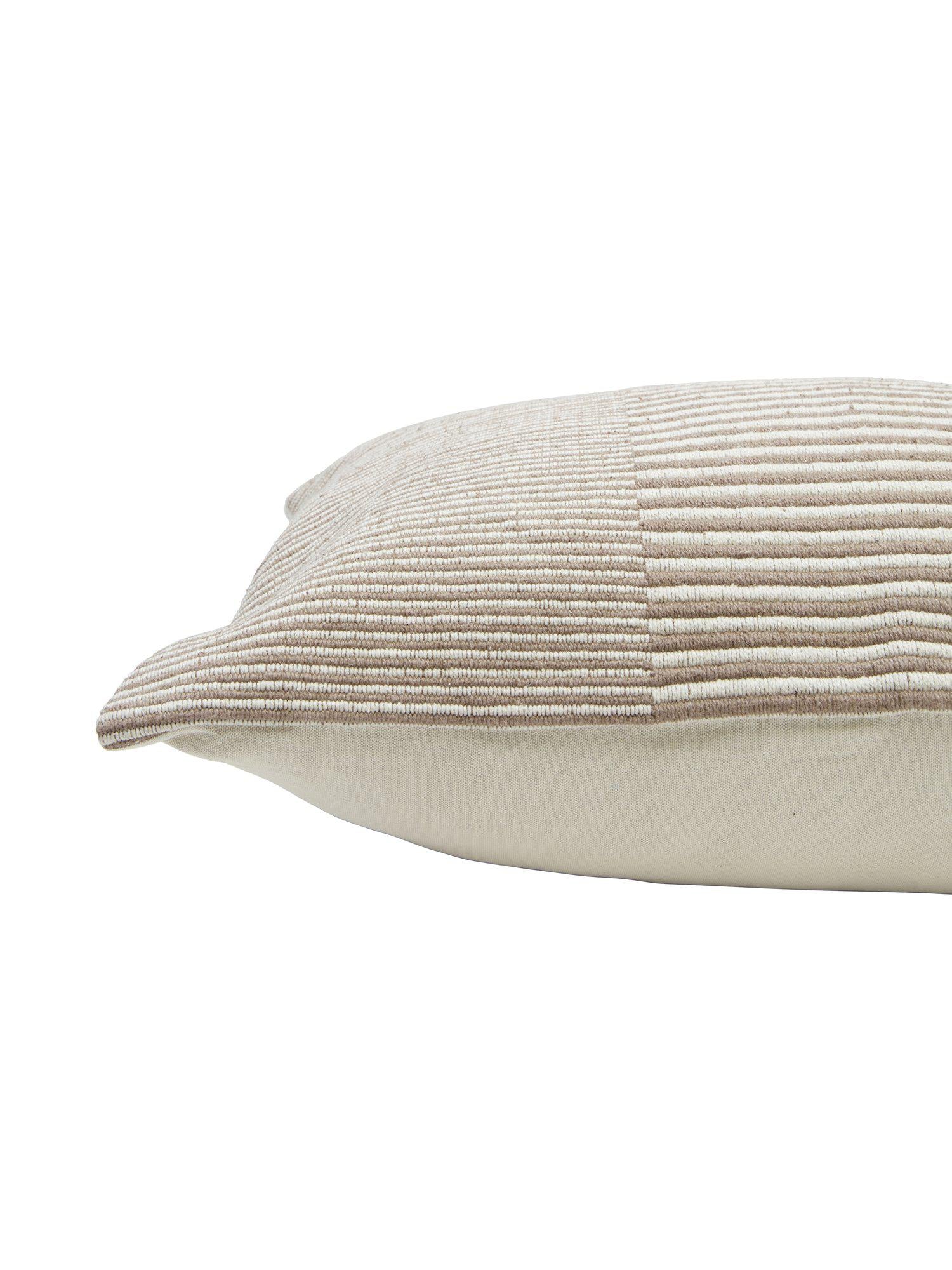 Tyra Kuddfodral Nougat 40x60cm