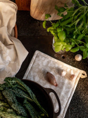 De Mina Grytlapp Beige 22x22cm