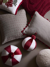 Harriet Kuddfodral Röd 50x50cm