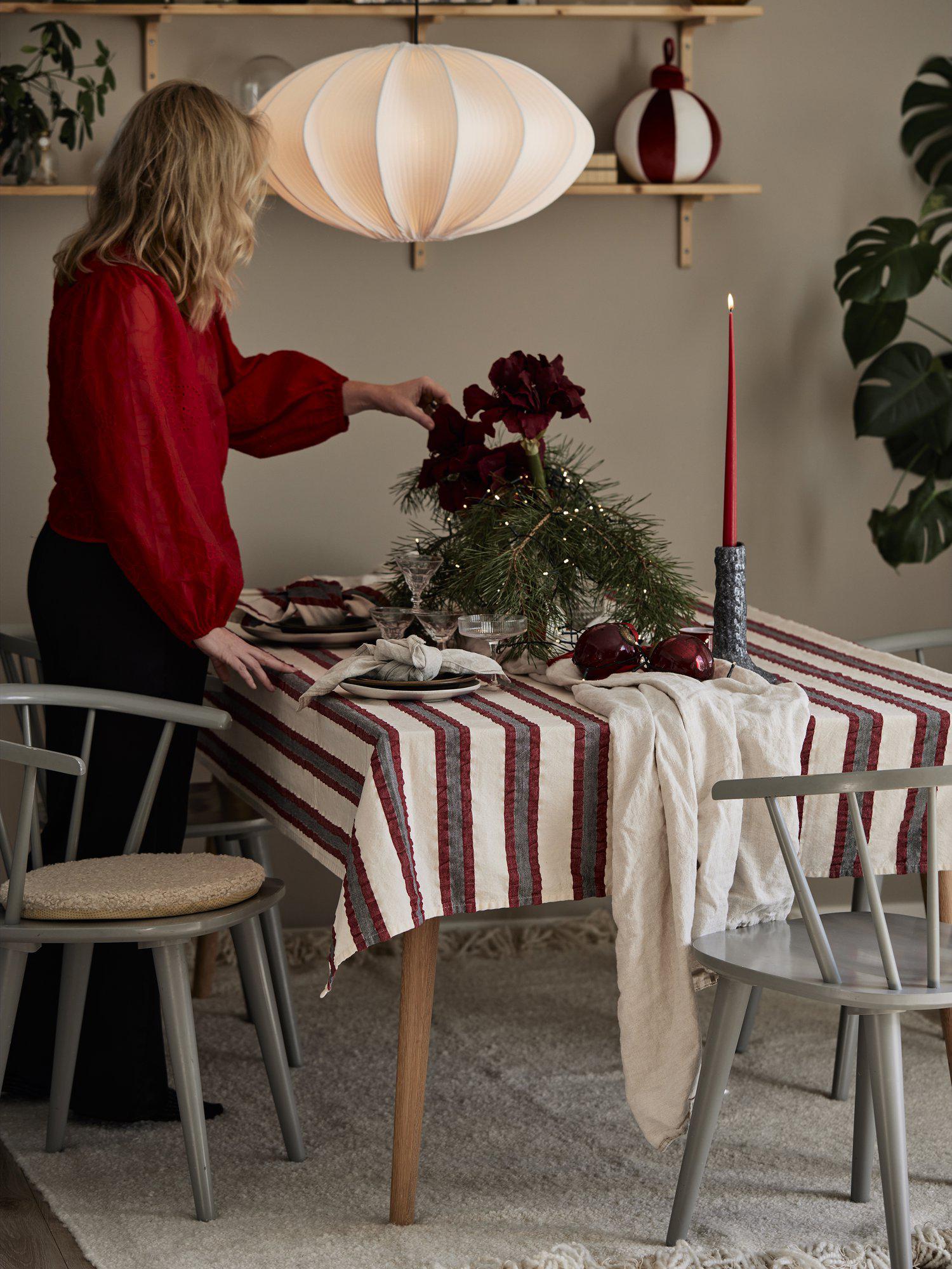 Lollo Servett Röd 45x45cm