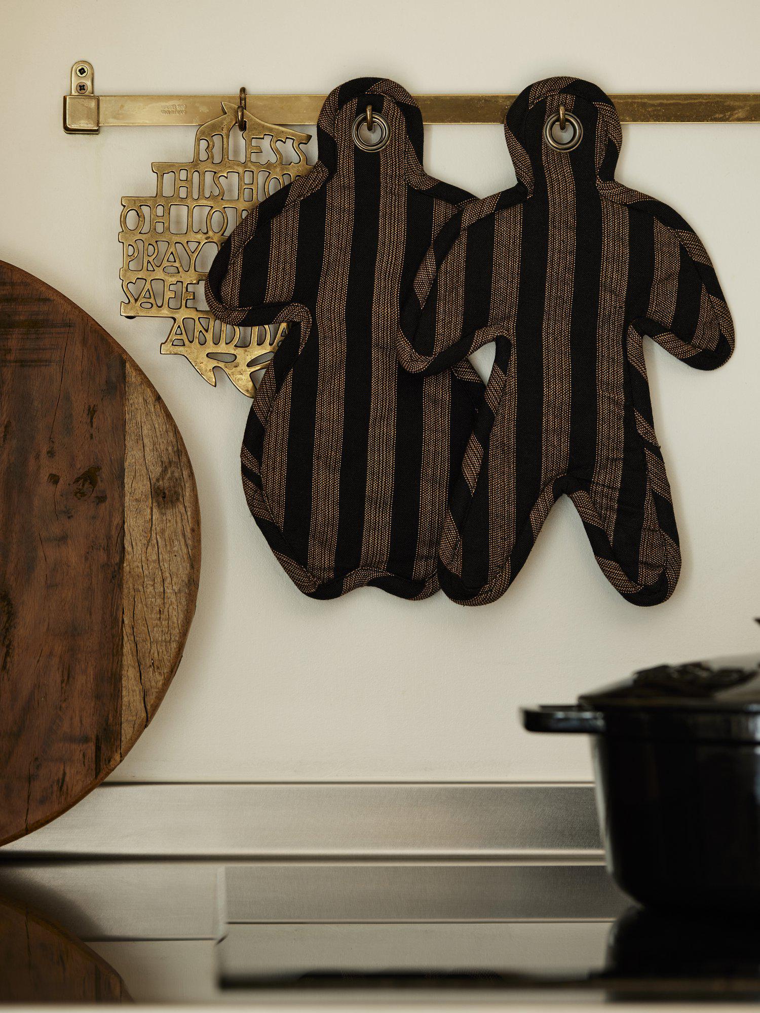 Ava Grytlapp 2P Fudge 22x32cm