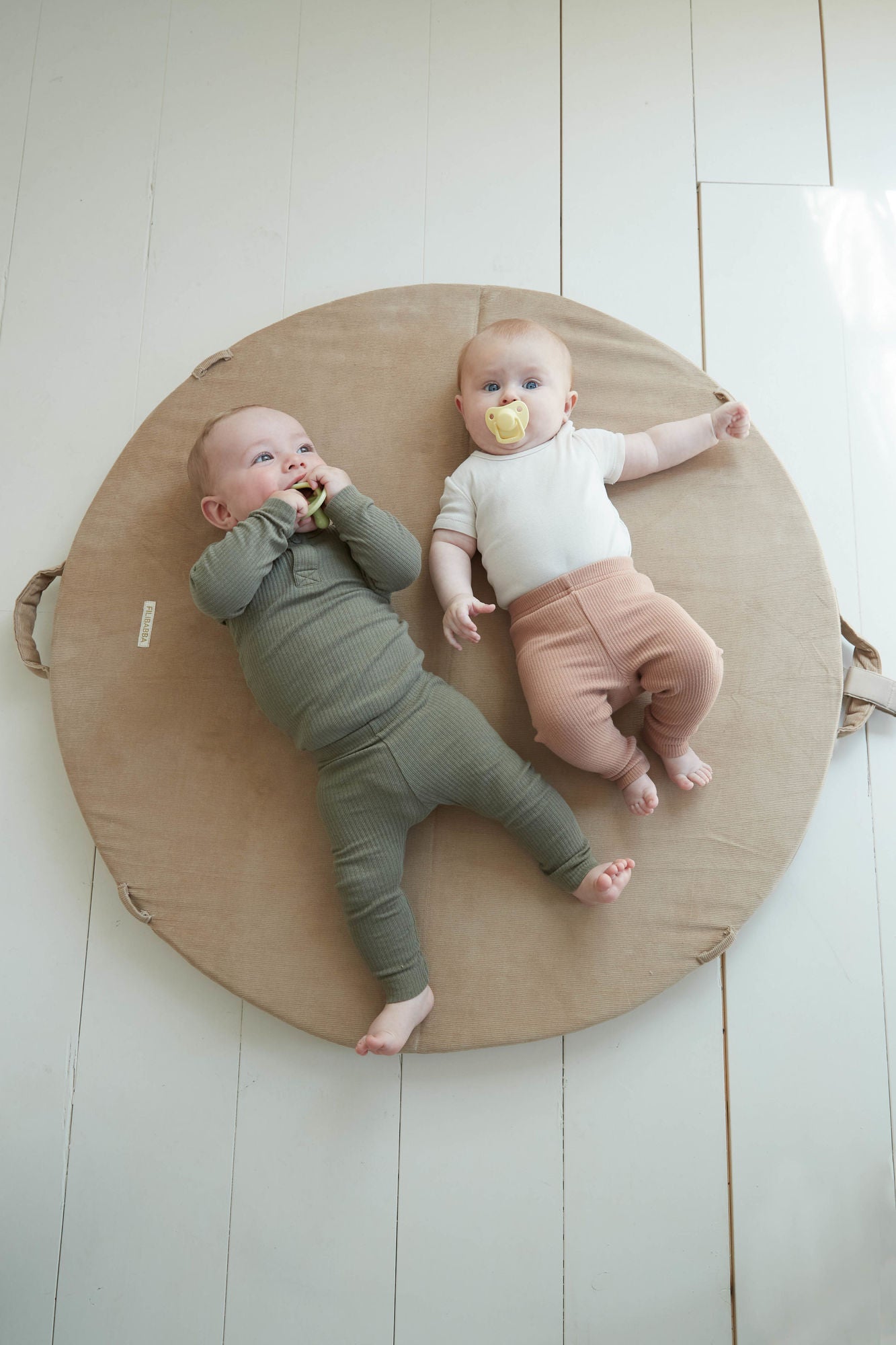 Babygym Loui, Doeskin
