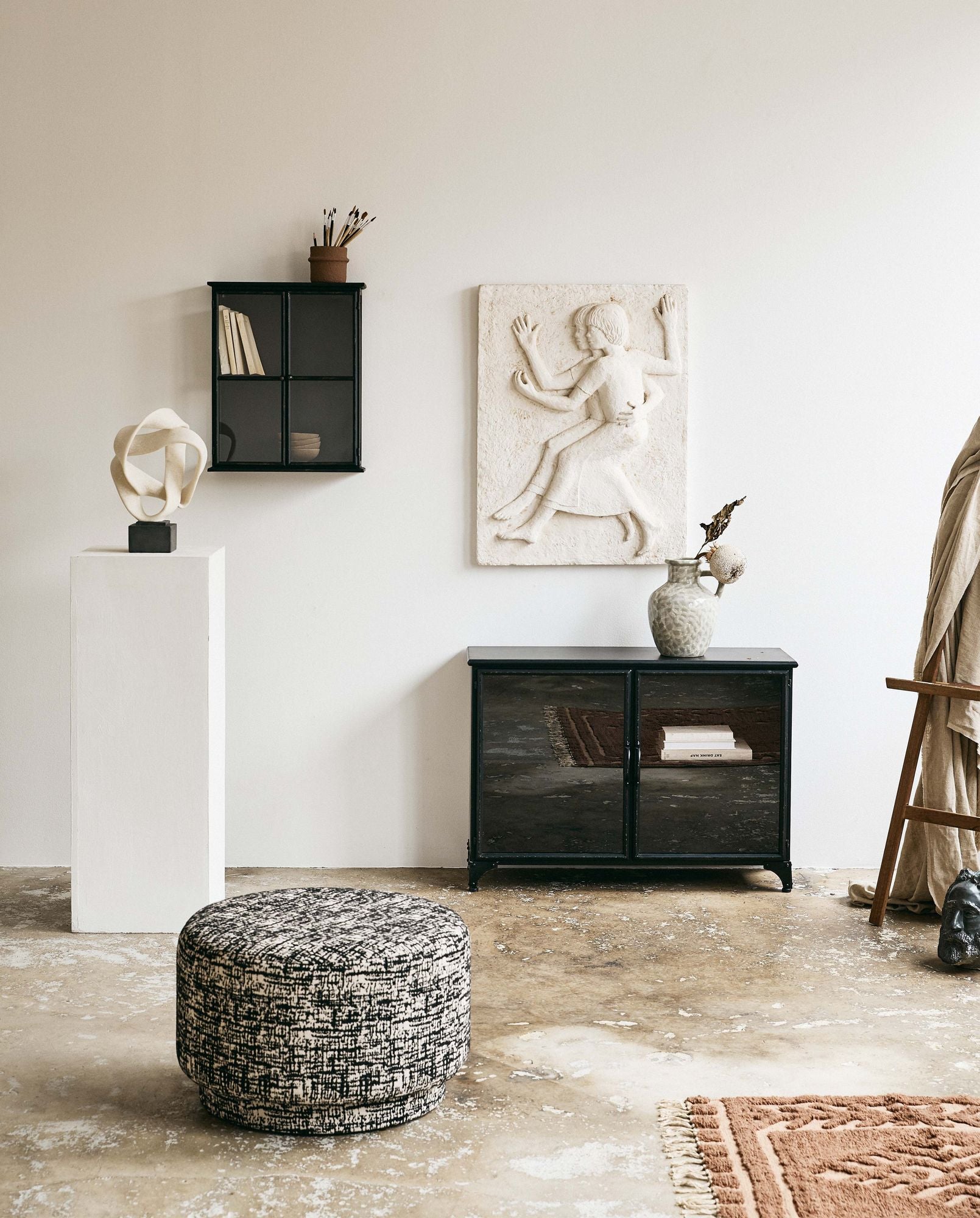 DOWNTOWN Sideboard, Svart