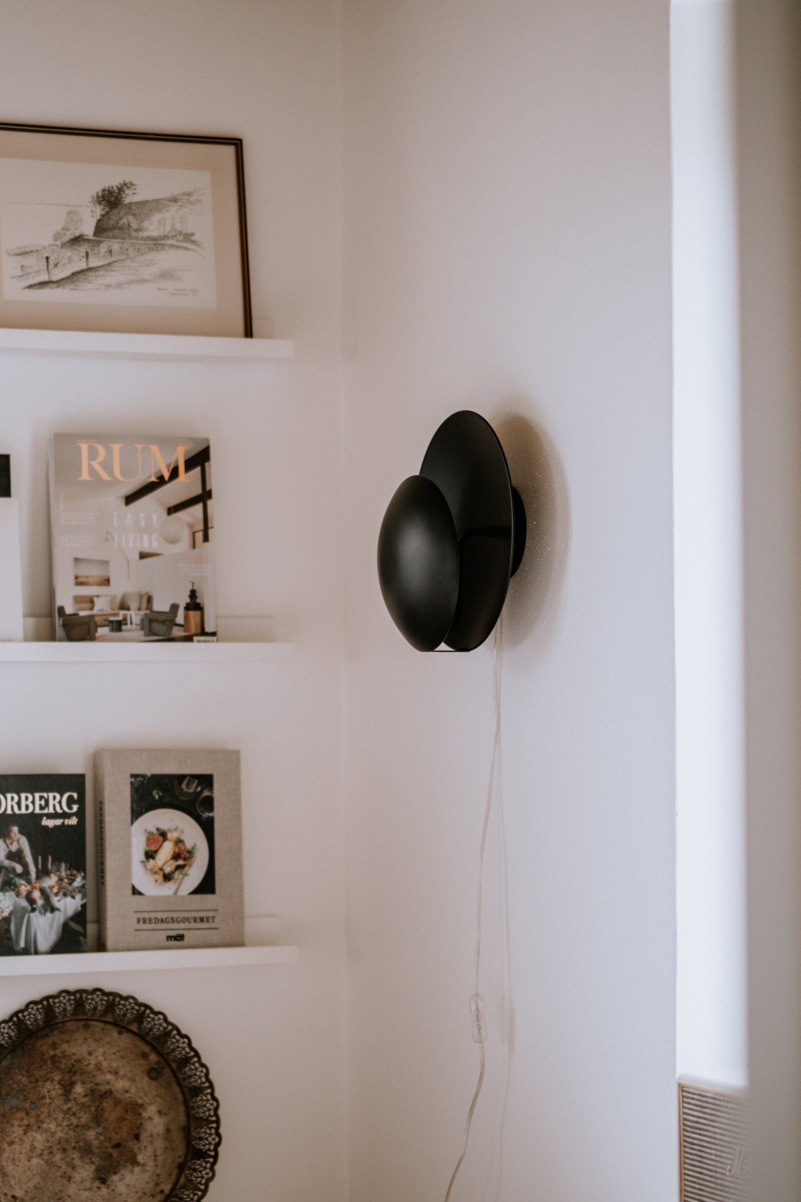 Vägglampa Orbit Svart