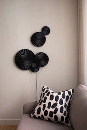 Vägglampa Omega Svart