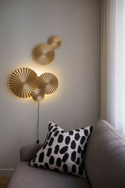 Vägglampa Omega Guld