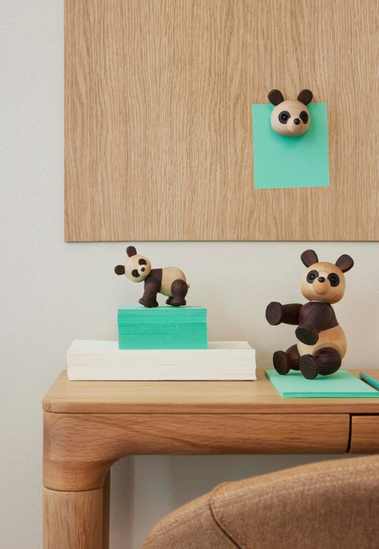 Magnet Polly Panda, Lönn
