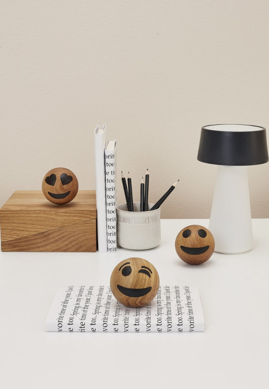 Emojiboll Winking 7 cm Ek
