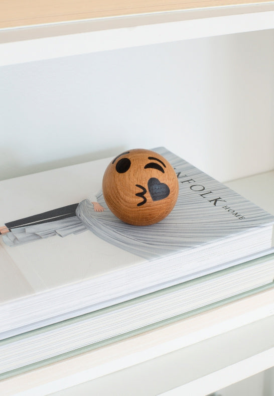 Emojiboll Kiss 7 cm Ek