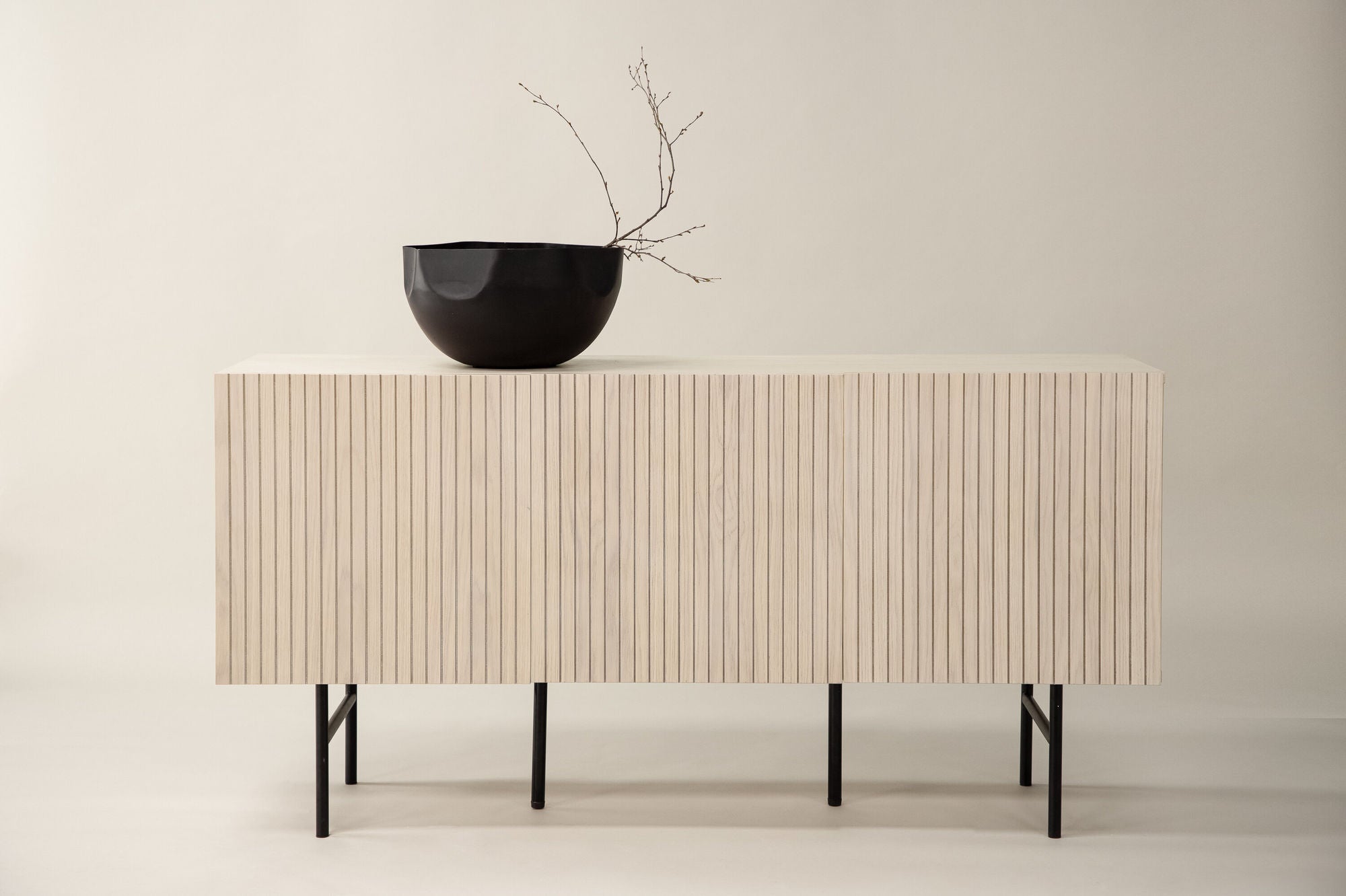 Björkön Sideboard, Natur