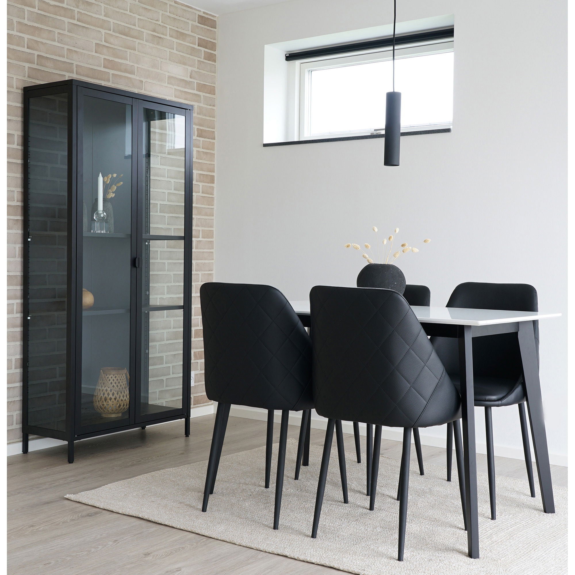 Brisbane vitrinskåp H175x80, Svart