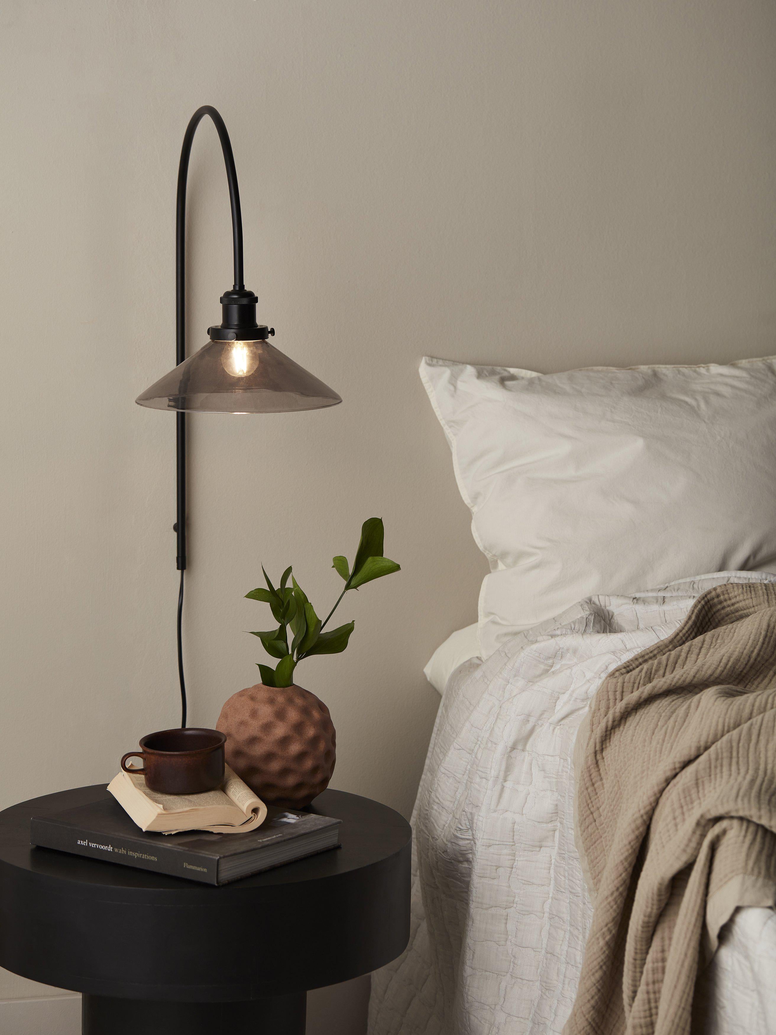 August Vägglampa Svart 25cm
