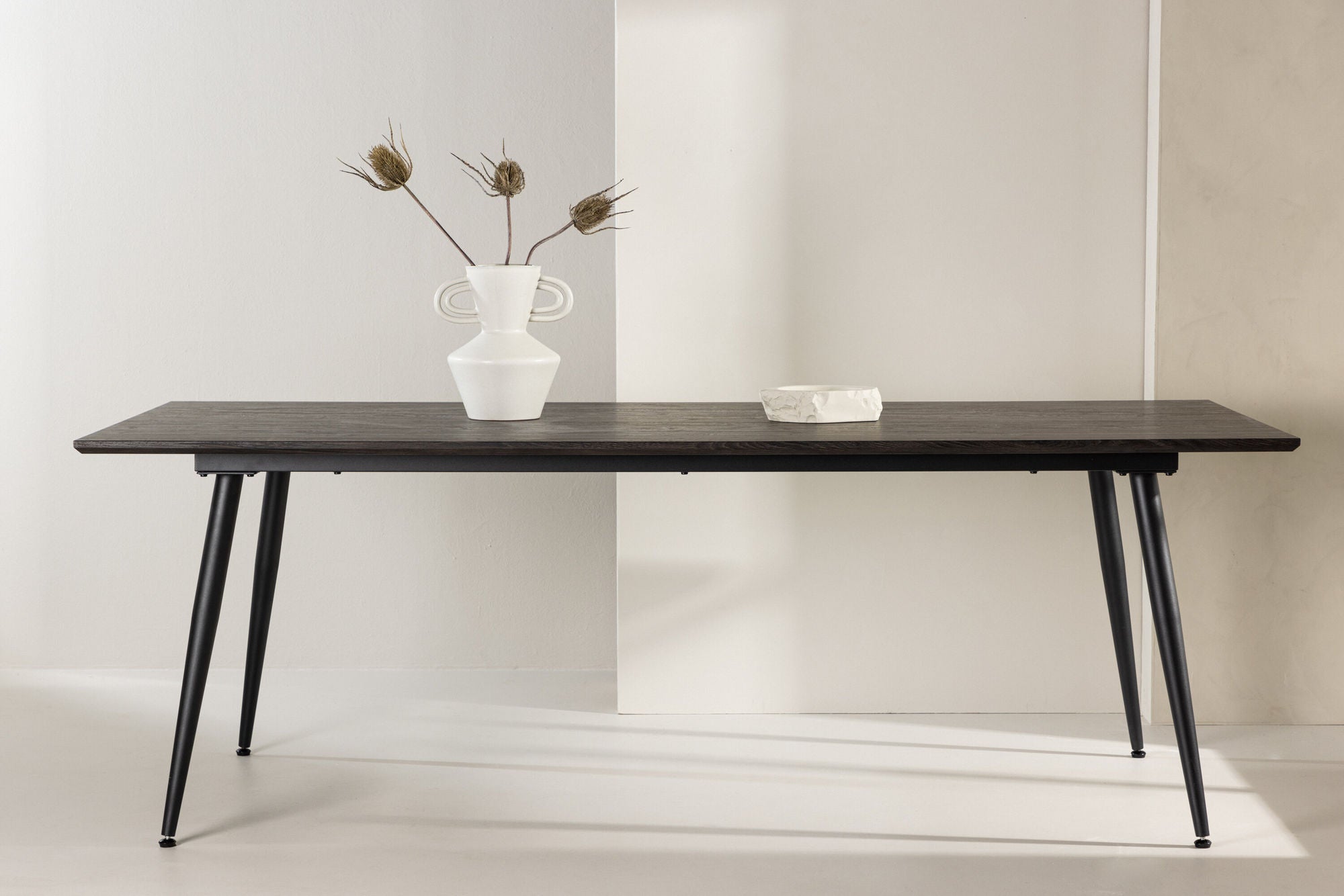 Keholmen Matbord, Mocca