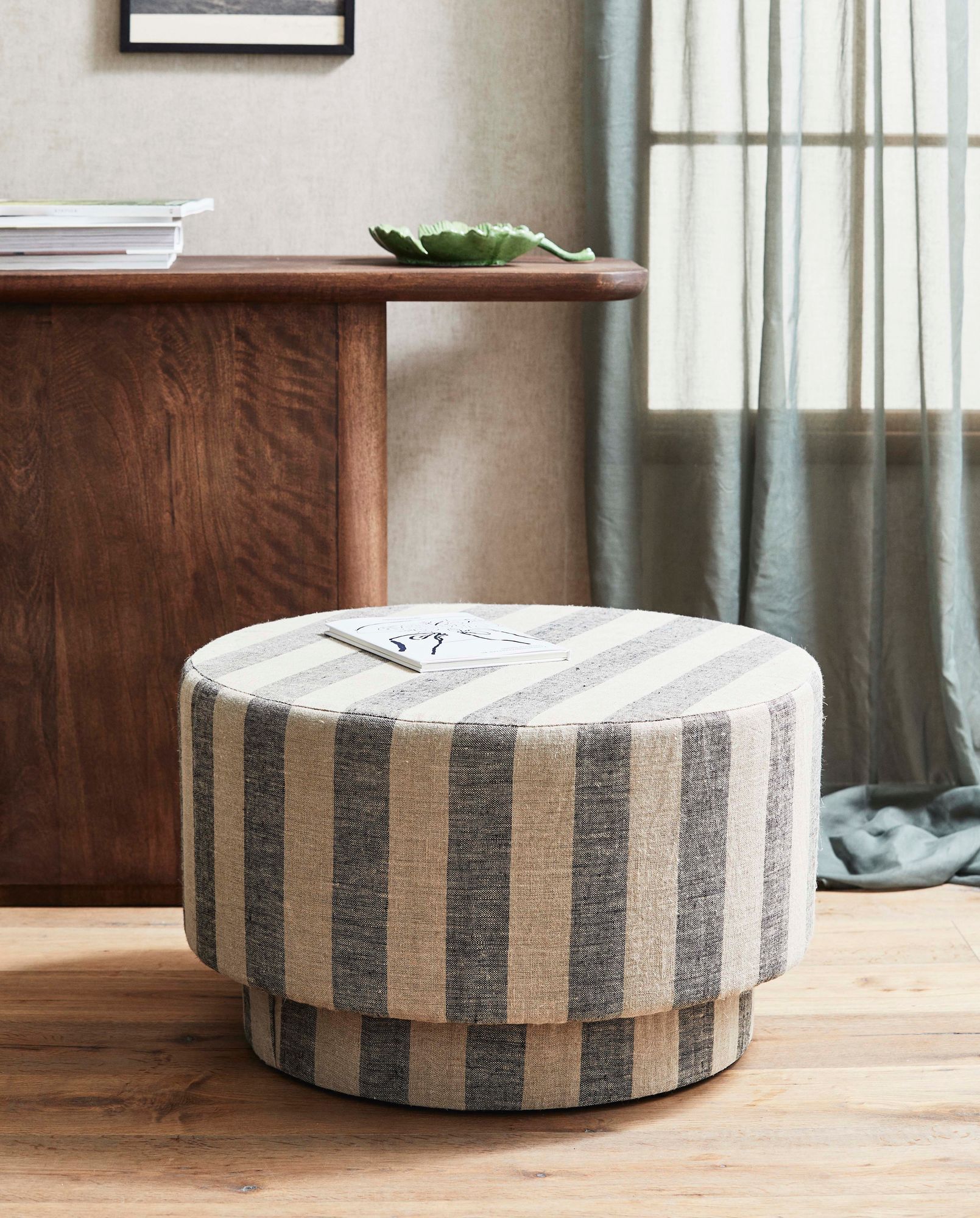 LADOGA Sittpuff, Randig