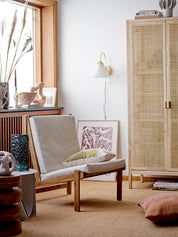 Gani Loungestol, Natur