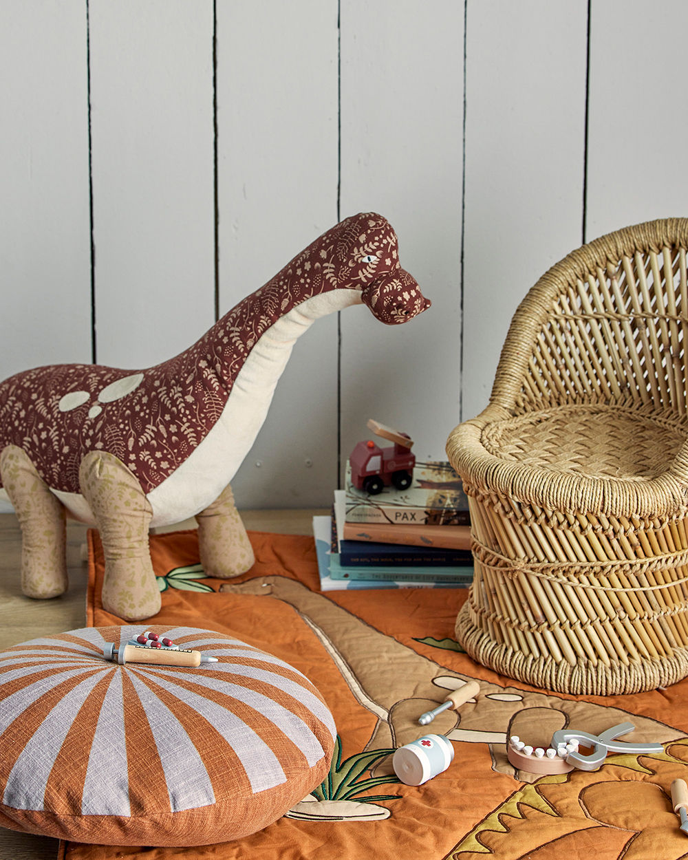 Momo Gosedjur Dinosaurie, Brun