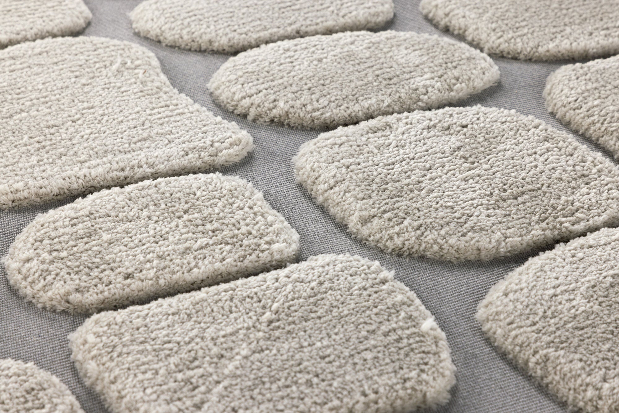 Octavius Matta 230x160, Beige