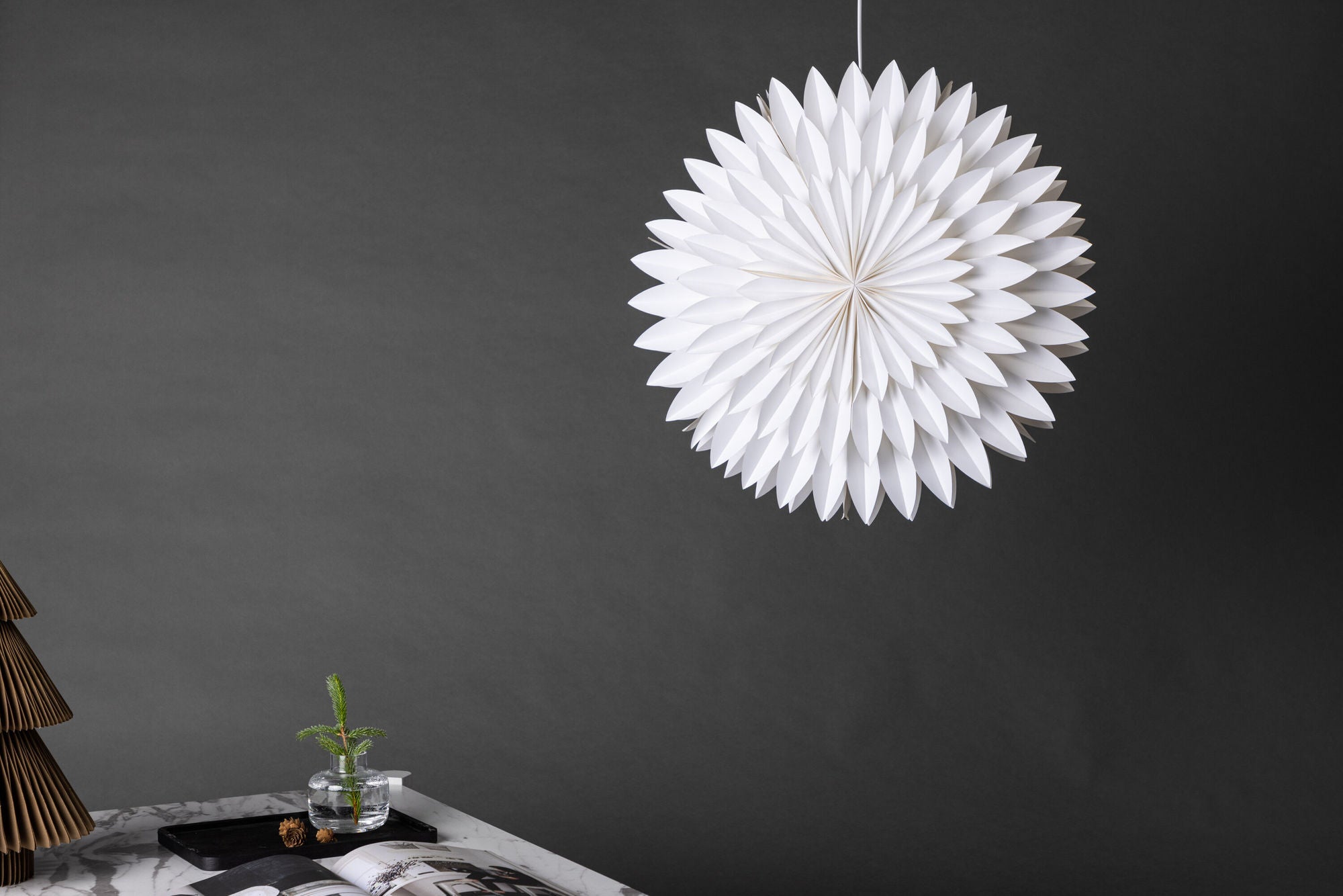 Pappersstjärna ø60cm, Vit