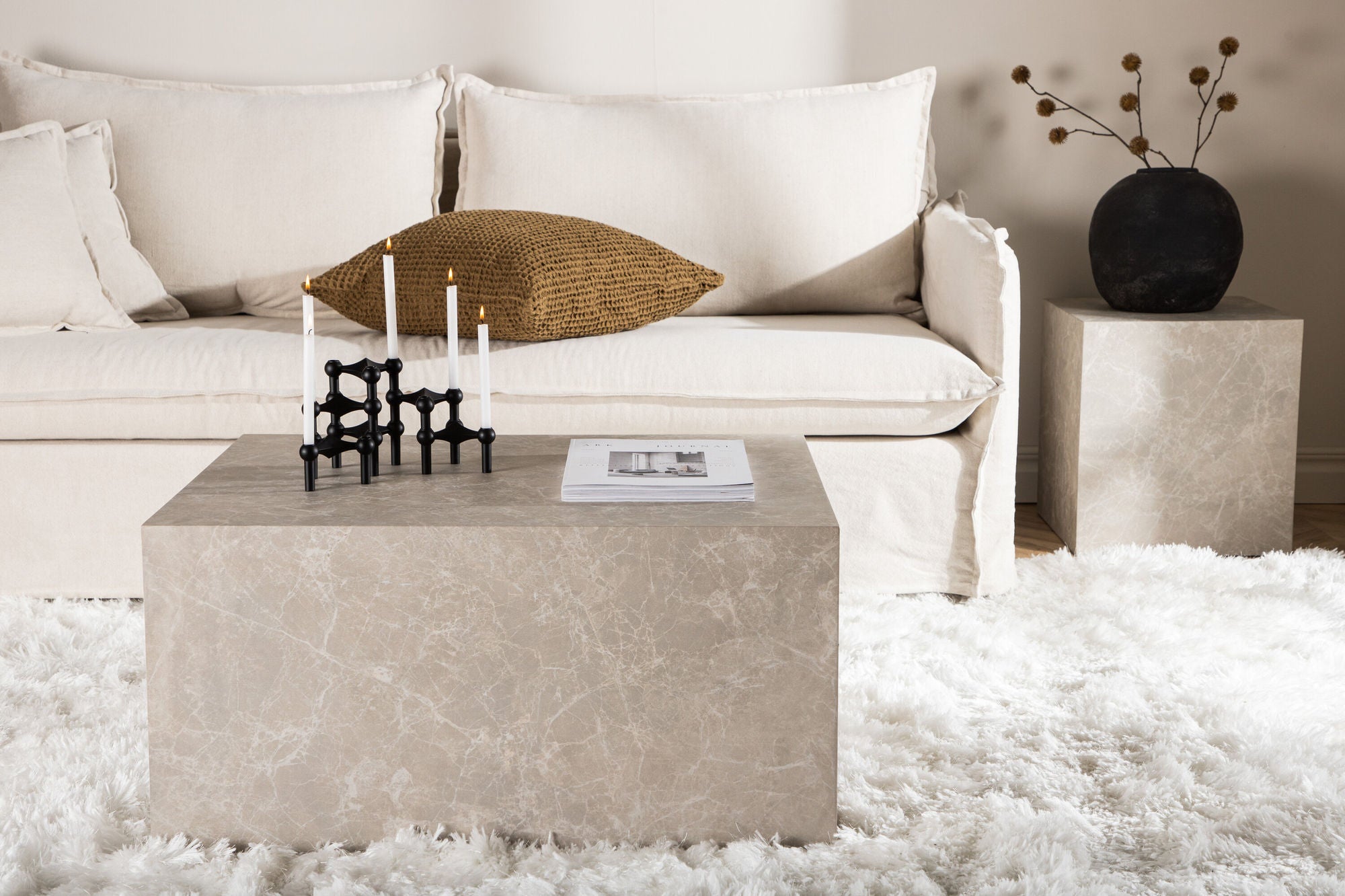 York Low Soffbord, Beige