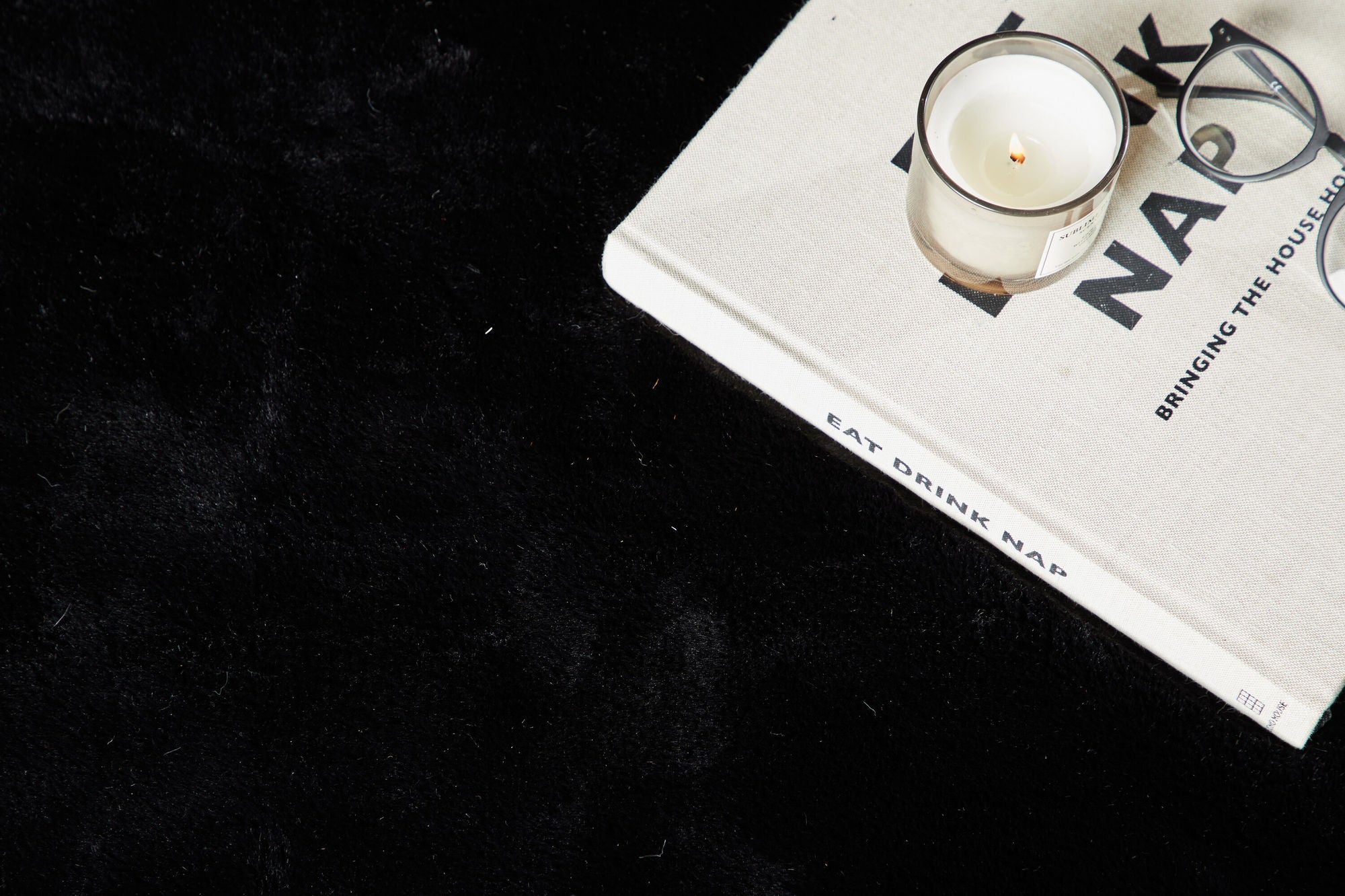 Nina Matta 200x300, Svart