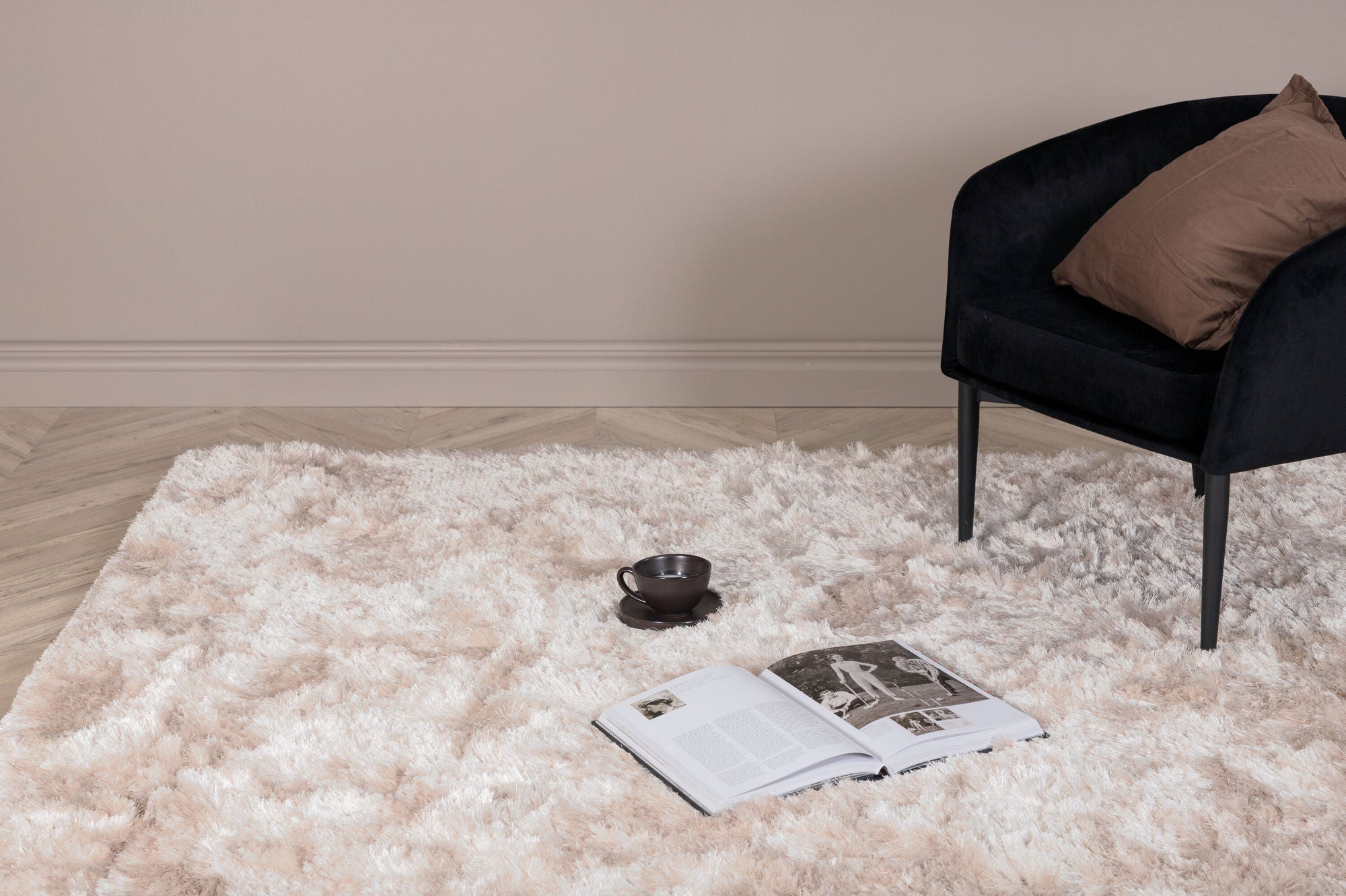Signe Ryamatta 200x300, Champagne