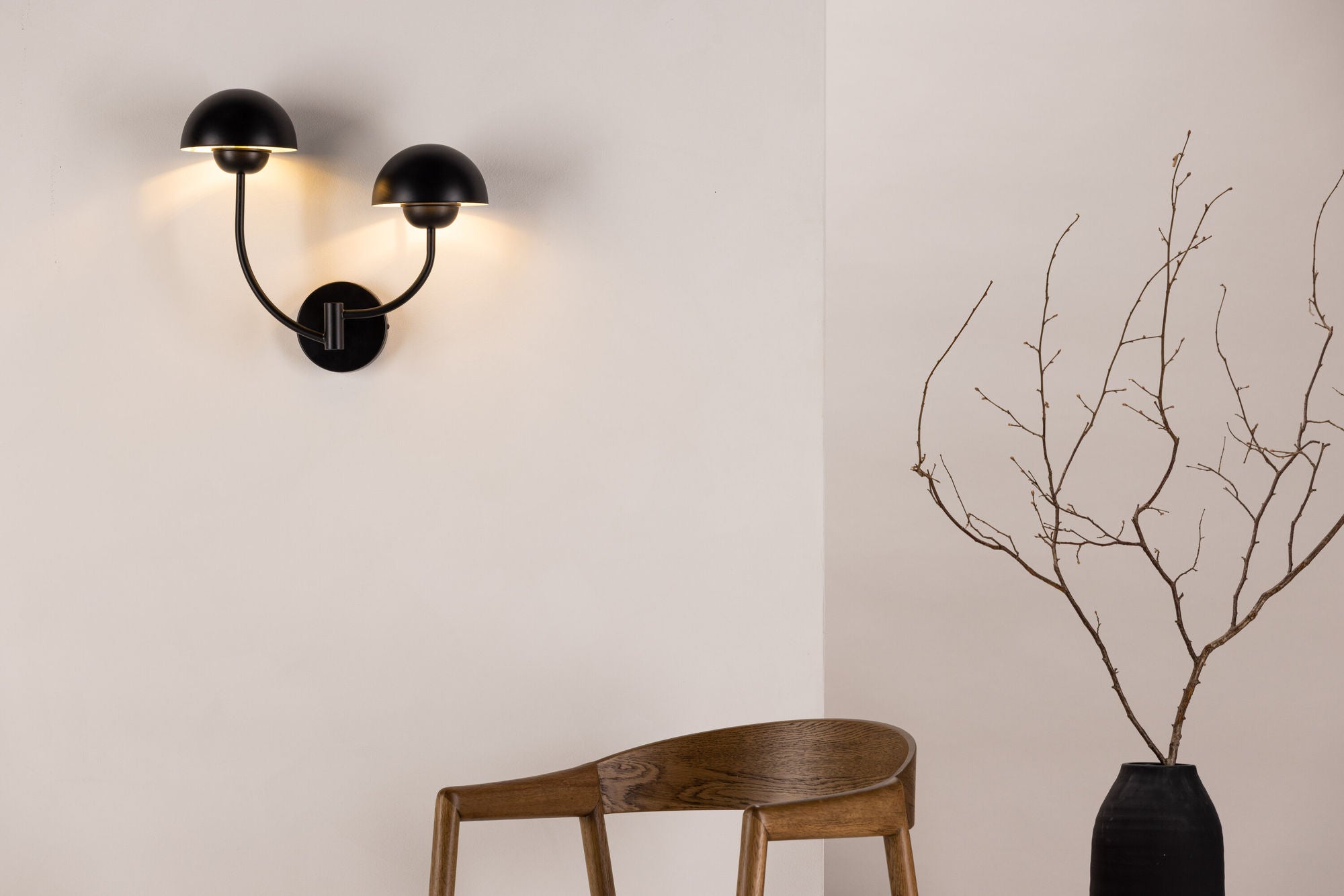 Lyckorna Vägglampa, Svart