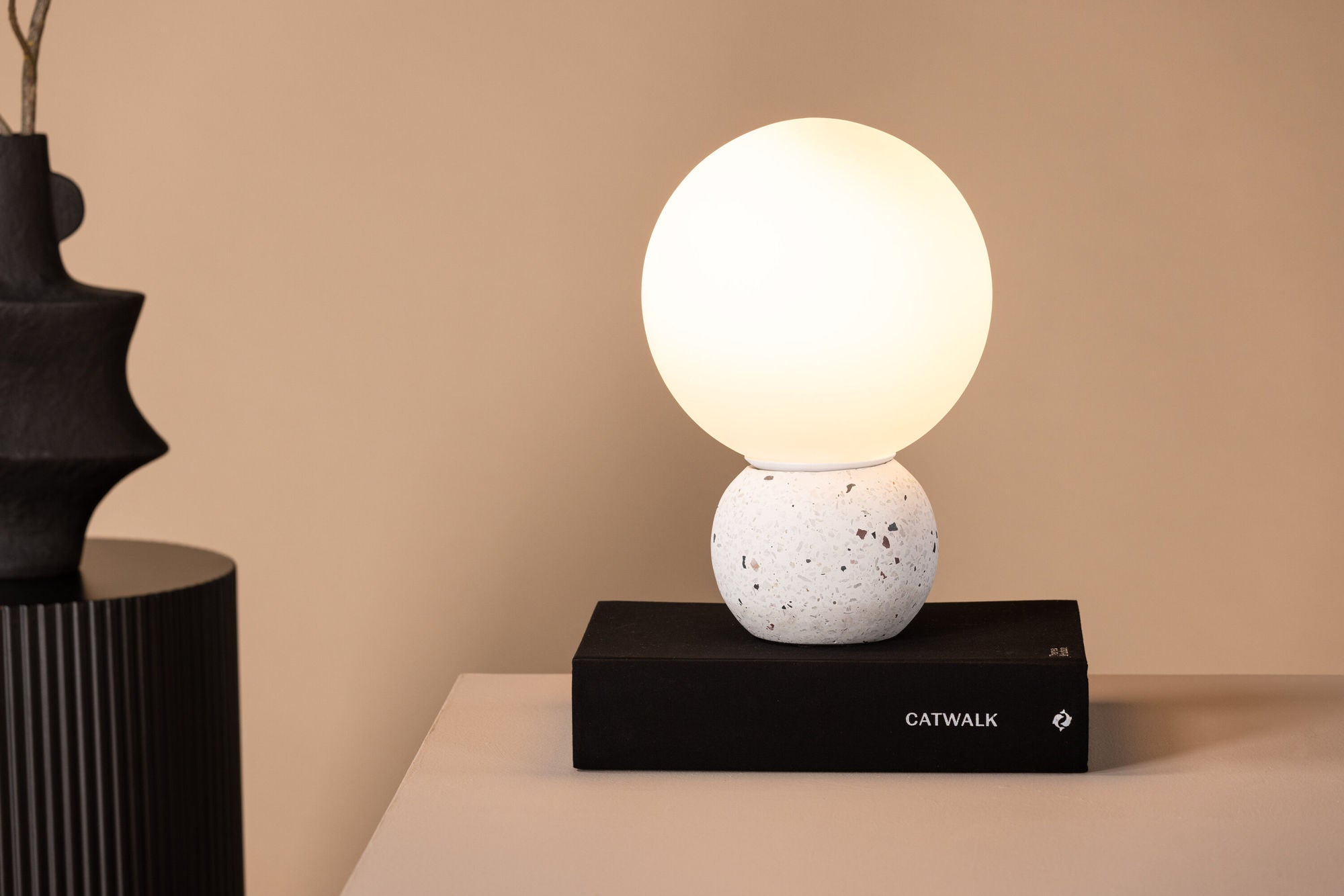 Terrazzo Bordslampa, Vit