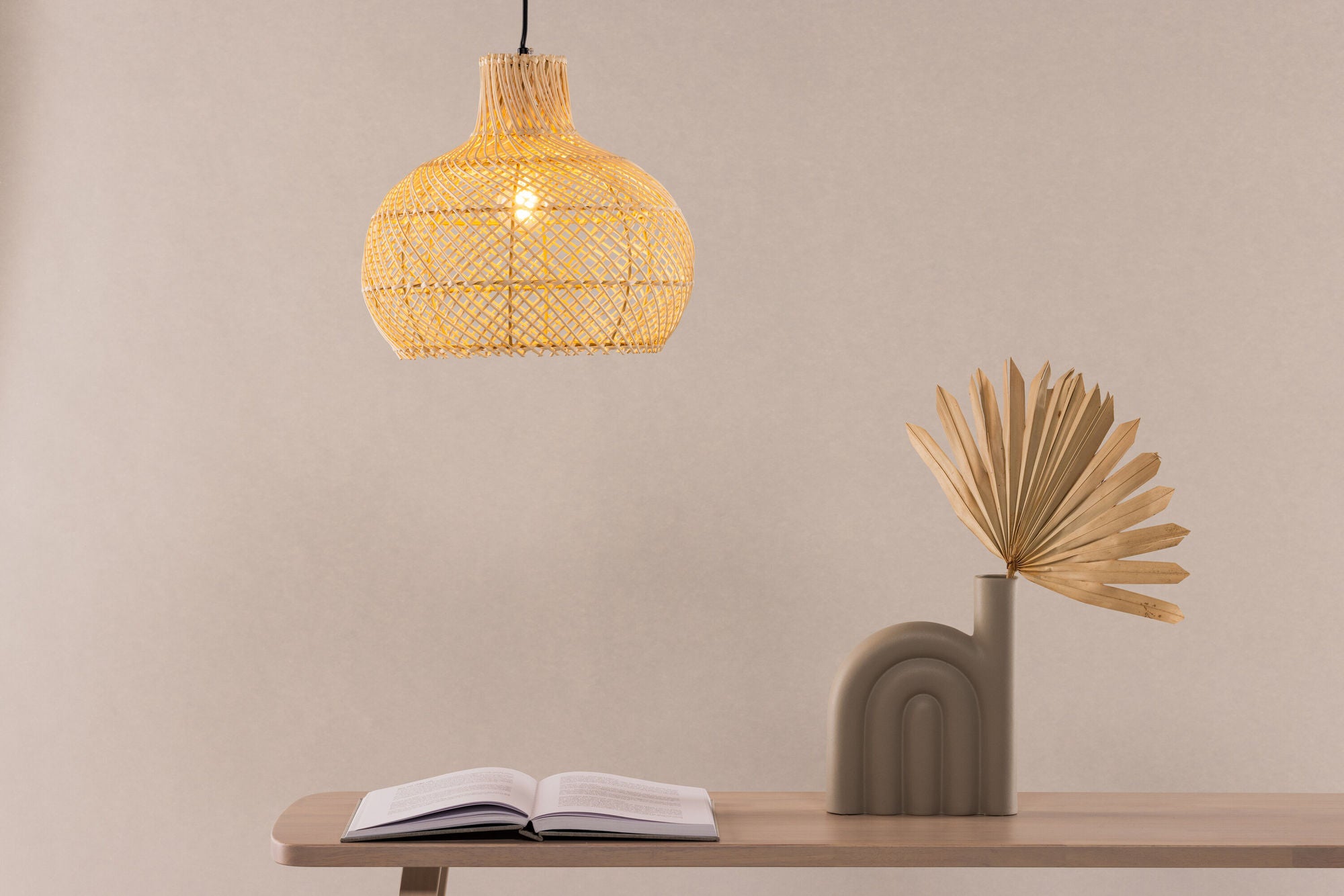 Varekil Taklampa Rotting, Natur