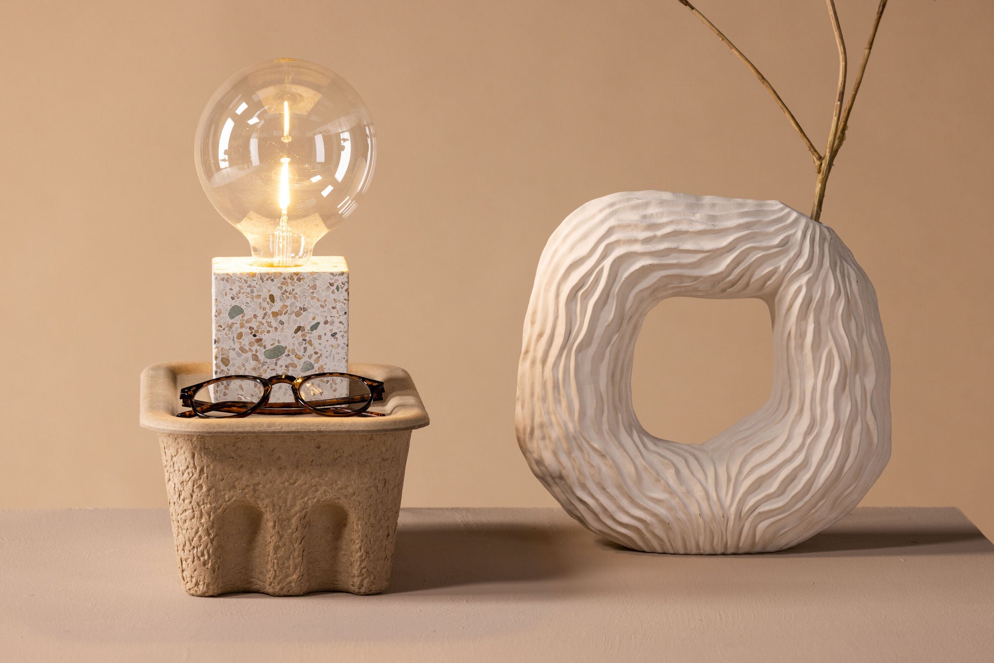 Terrazzo Bordslampa, Grå