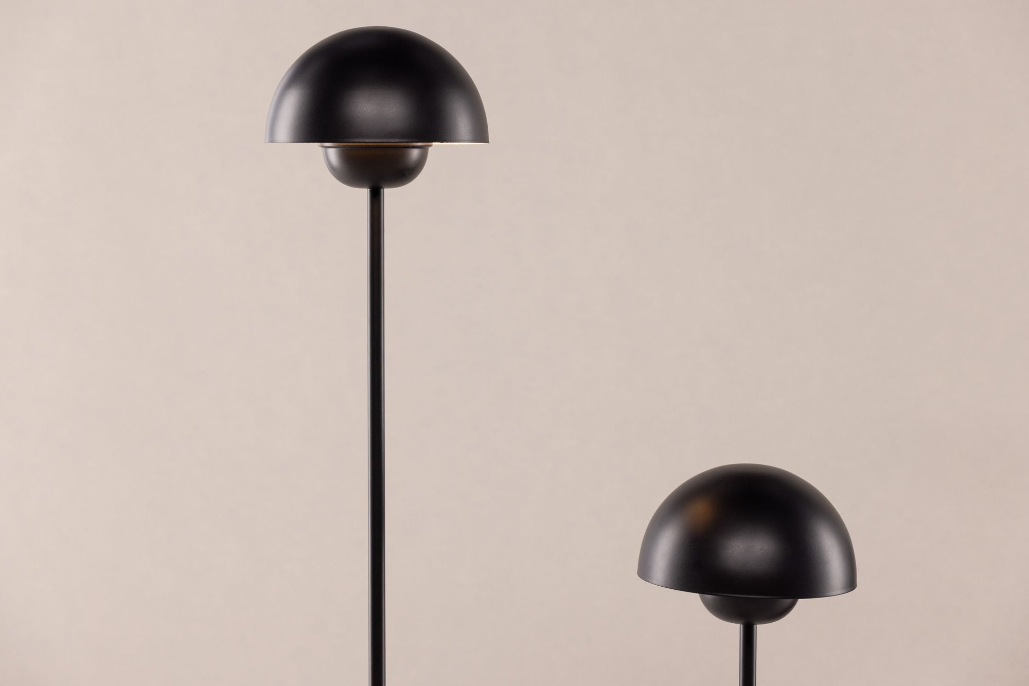 Lyckorna Golvlampa, Svart