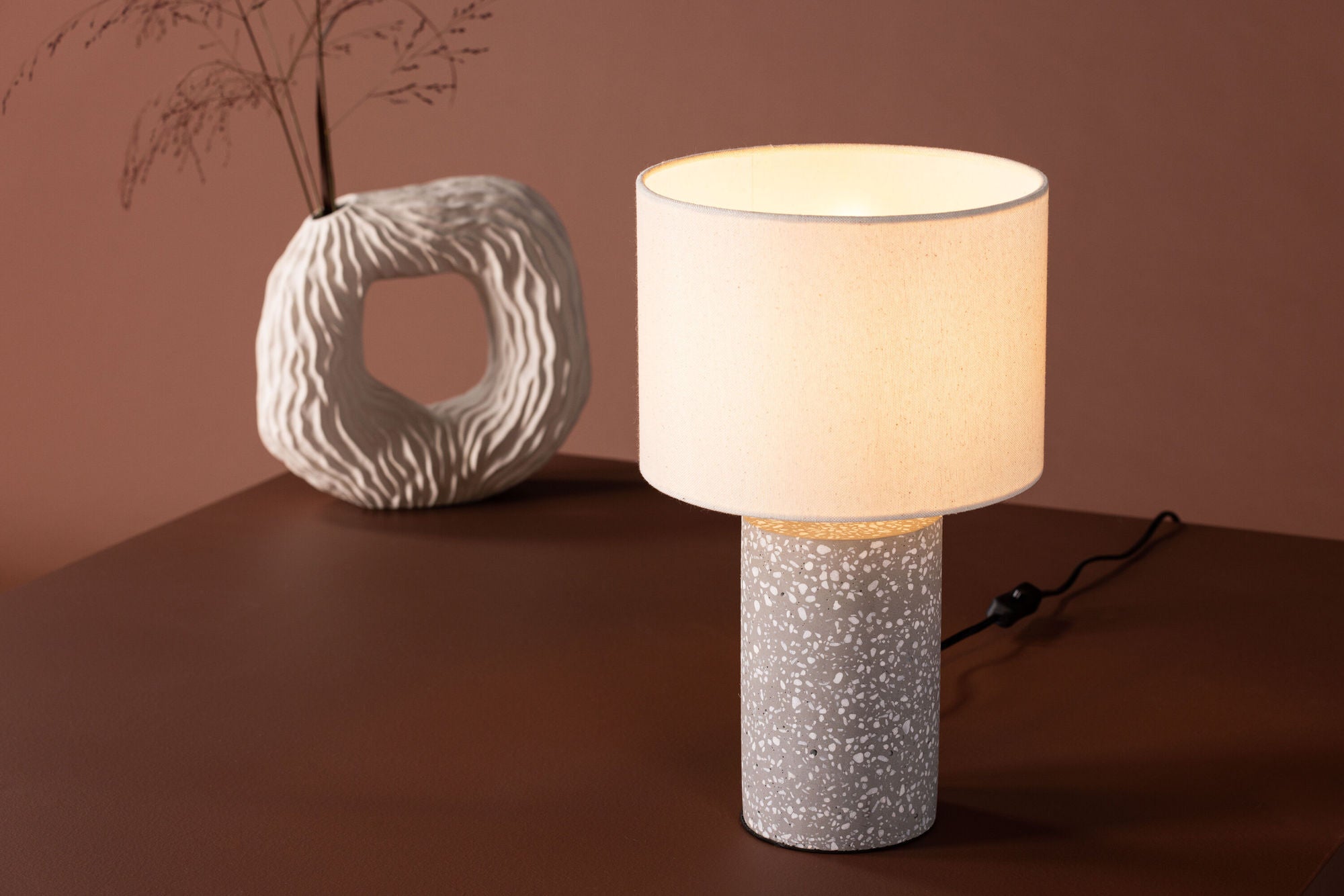Terrazzo Bordslampa, Grå