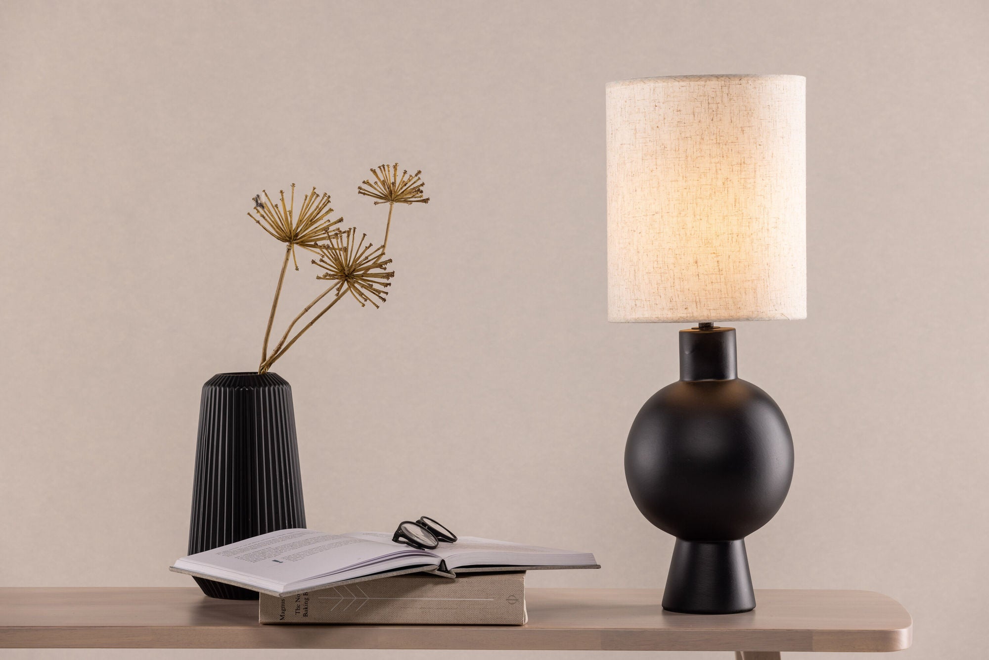 Mysterna Bordslampa, Svart