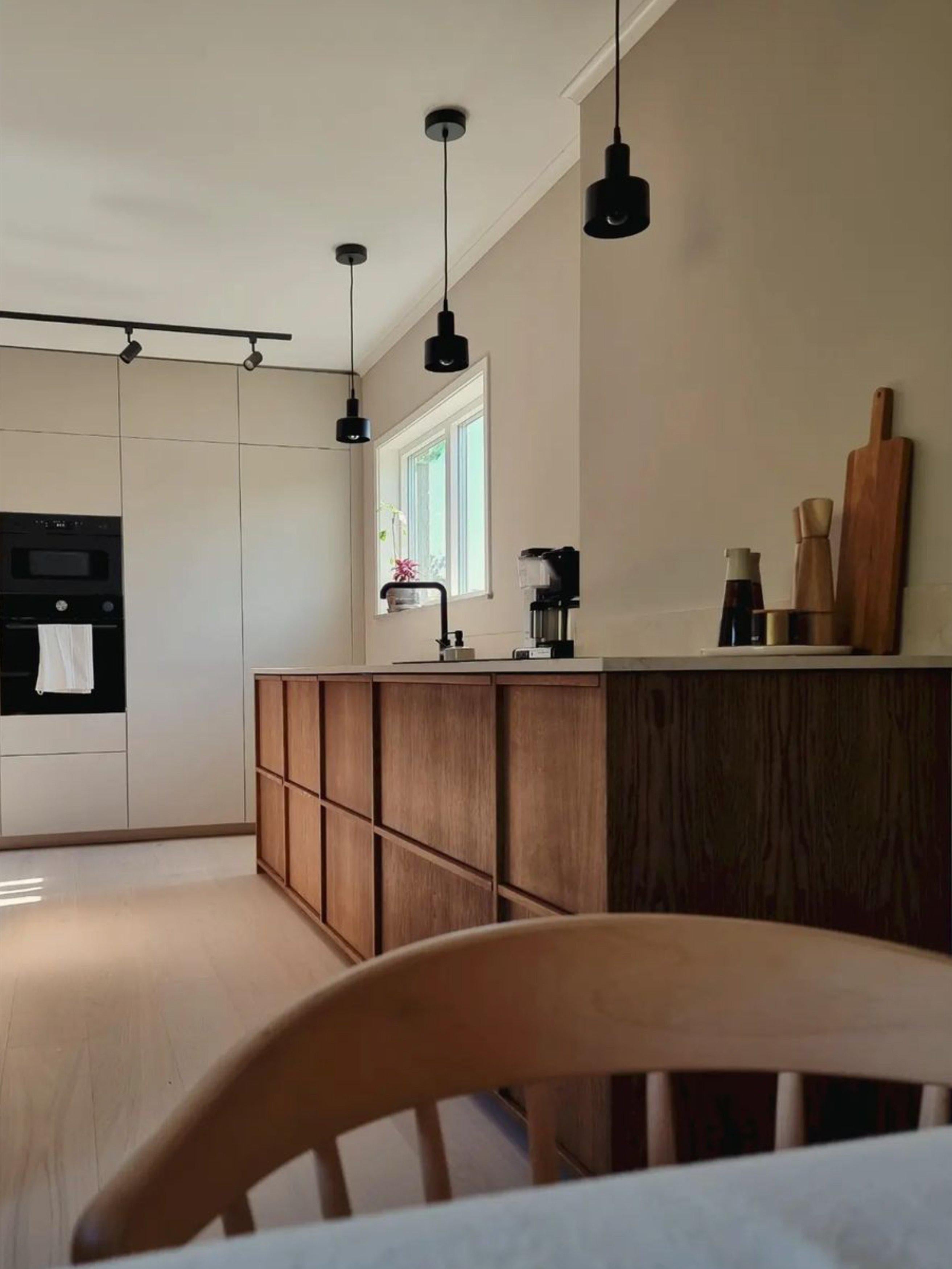 Solo fönsterlampa Matt svart 13cm