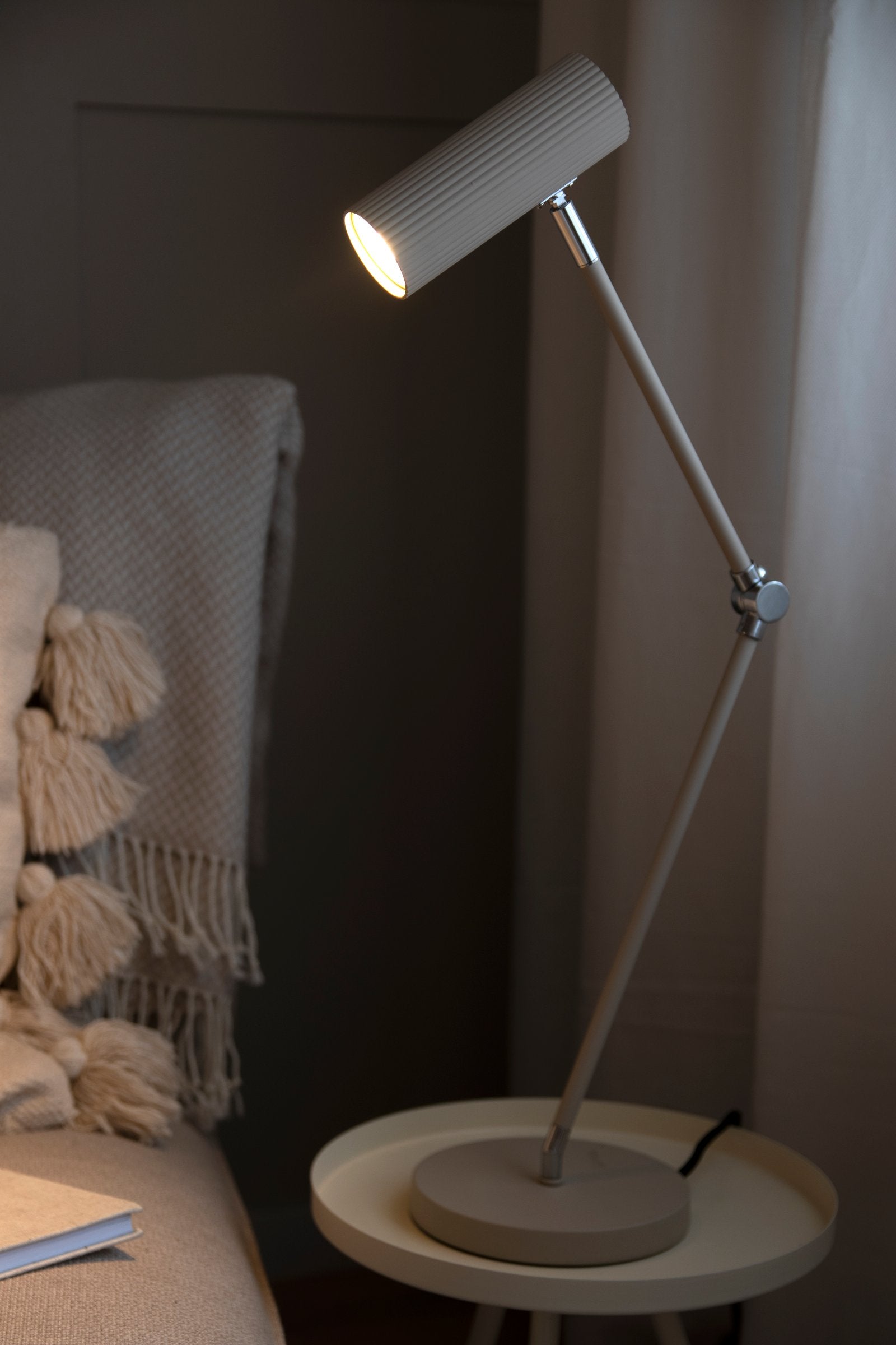 Bordslampa Hubble Read Beige